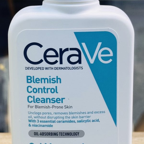 ژل شستشوی سراوی پوست جوش دار حجم 236میل